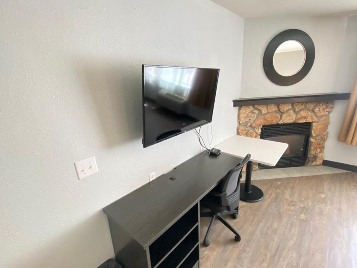 Pinetop Studio Suites Экстерьер фото