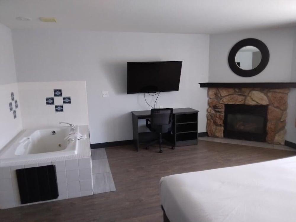 Pinetop Studio Suites Экстерьер фото