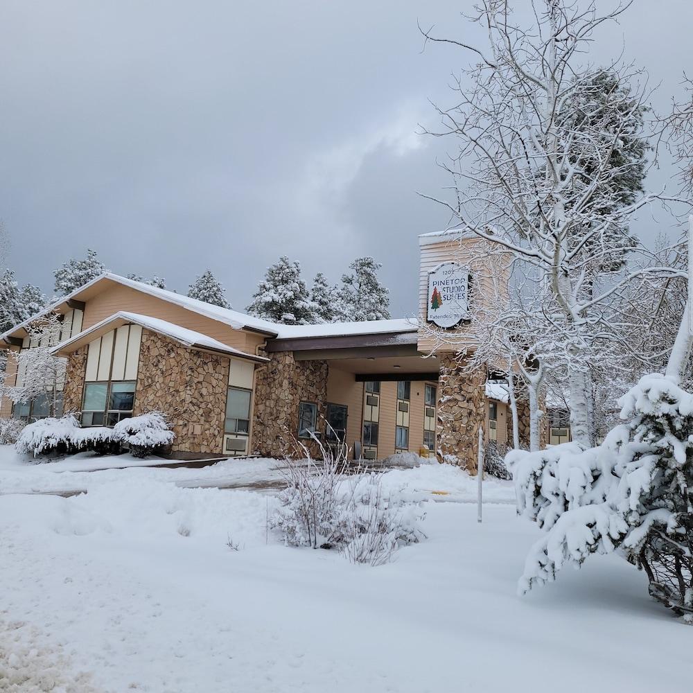 Pinetop Studio Suites Экстерьер фото
