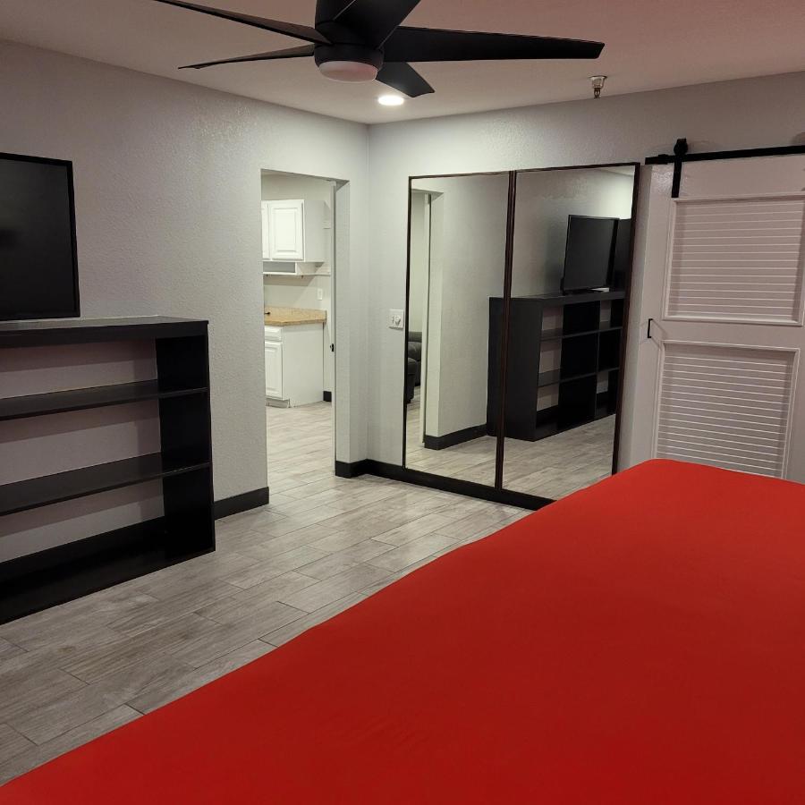 Pinetop Studio Suites Экстерьер фото